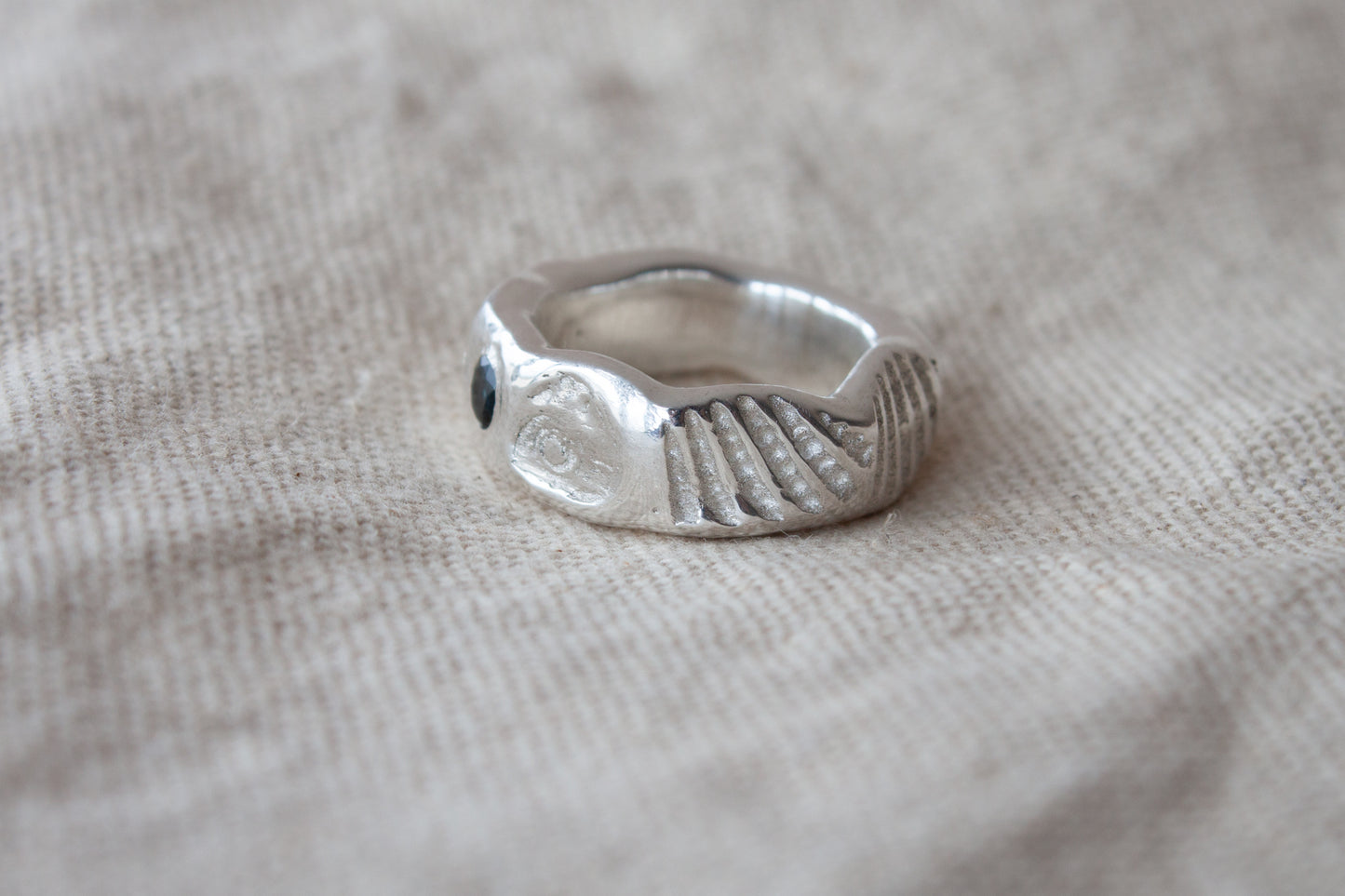 Seabed Ring London Blue Topaz
