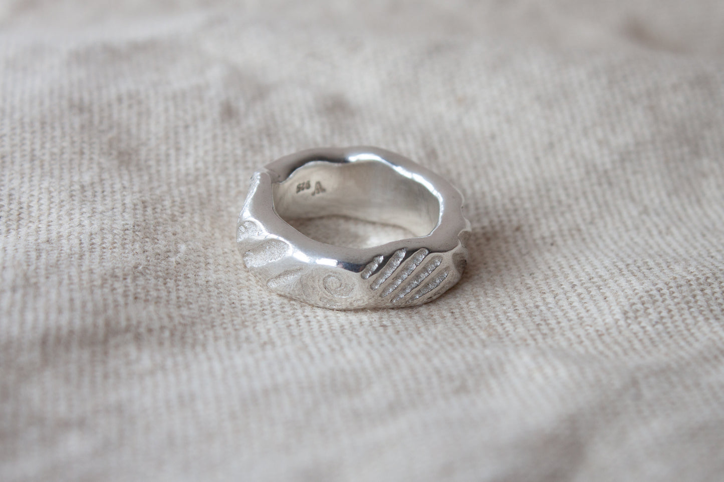 Seabed Ring London Blue Topaz